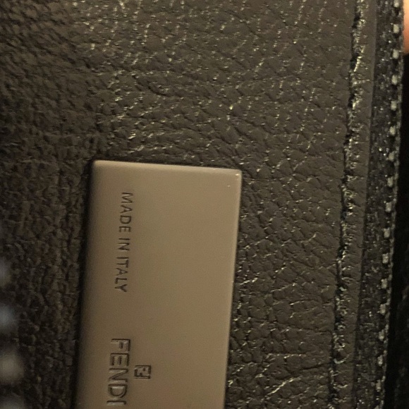 Fendi “To You” convertible shoulder bag - clutch grey feather pattern - Picture 13 of 16